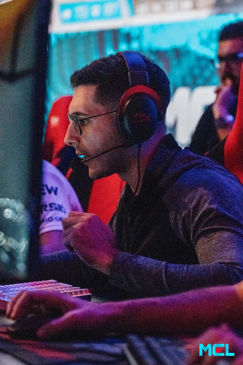 Kurt mid-match at a Malta Cyber League LAN
